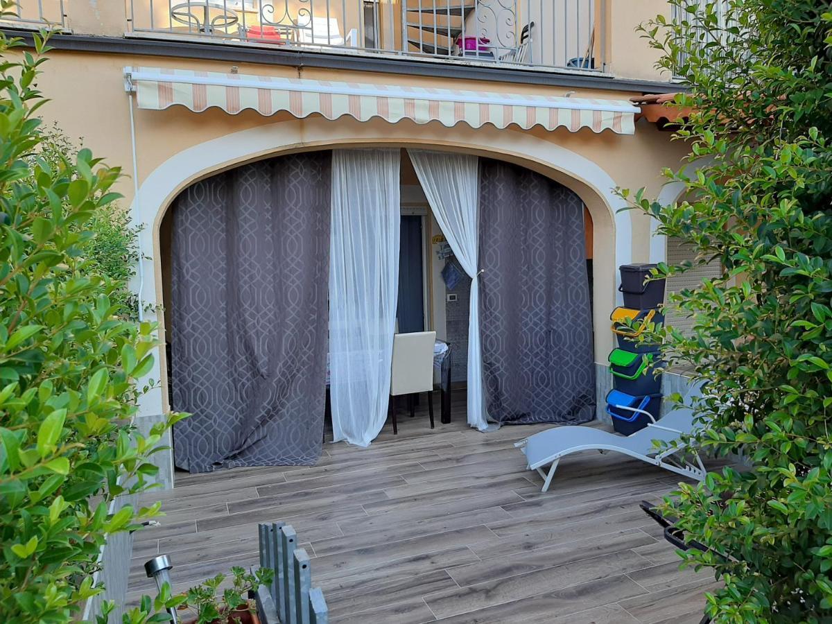 Sonia Pizzo Beach Club Apartment Exterior photo